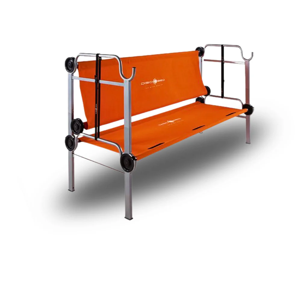 Feldbettset (2Stück) Dic-O-Bed, Orange.
Einfach aufzubauen, ohne Werkzeuge.

Maße: 208x82,5x52cm
Maße Schlafbereich: 201x70cm
Maße Verpackung(Tasche) 81,5x52x11cm

Belastbar bis 227kg

Als Einzelbett, Etagenbett oder Sitzbank verwendbar.

1 Set beinhaltet:

2 Transporttaschen
2 Polyestermatten
2 Rahmen
8 Außen- & 4 Mittelstangen
4 Gummipfropfen
8 Discs
2 Sicherheitsriemen