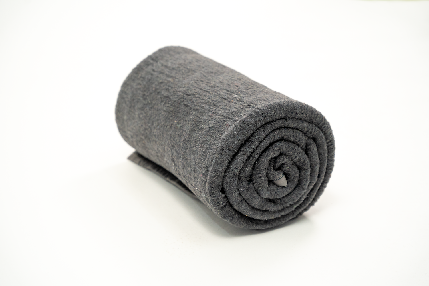 • 150x200 cm 
• Gewicht ca.1700 Gramm 
• 50% Baumwolle und 50% Polyester
• in einem Band rundum gesäumt
